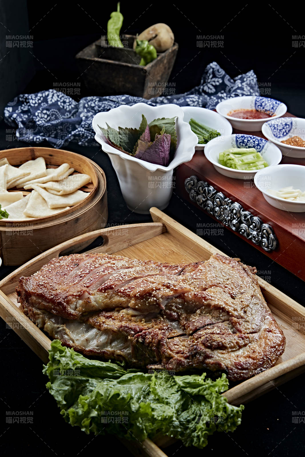 蒙古族炭烤羊排