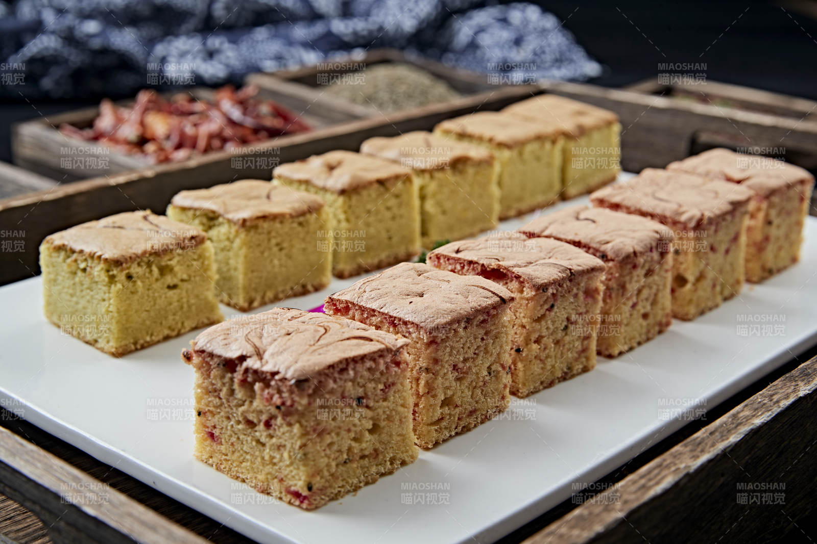 杂粮蜂蜜红枣糕