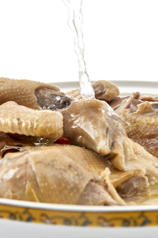 滋补枸杞红枣老鸡汤