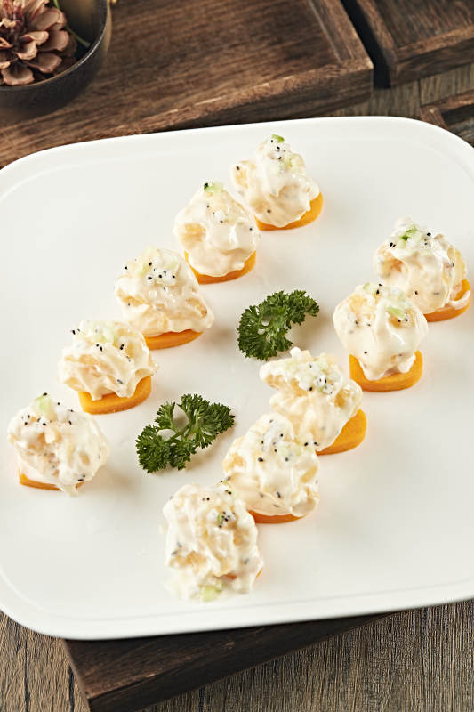 新派川菜芝士大虾球