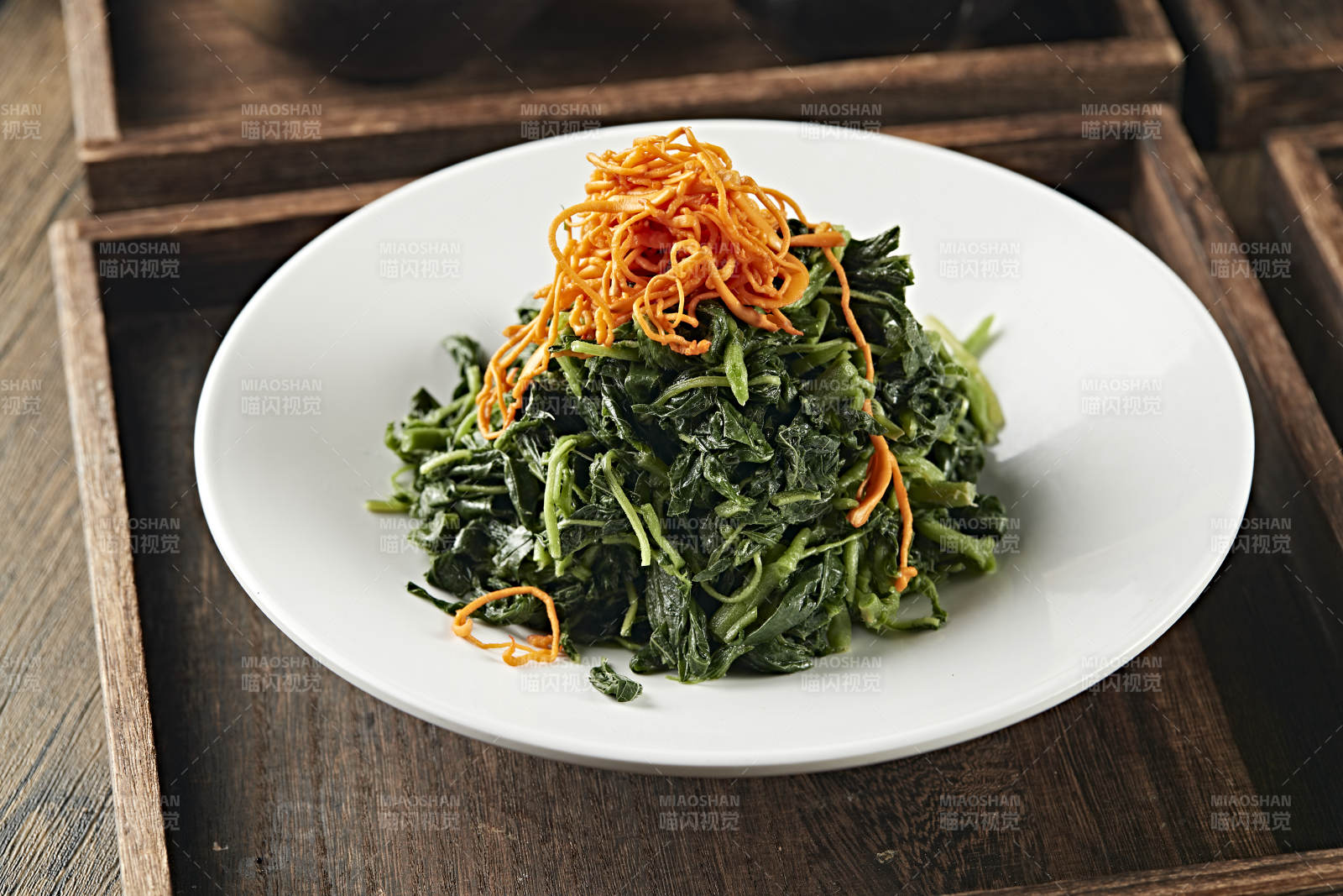 虫草花凉拌鸡毛菜