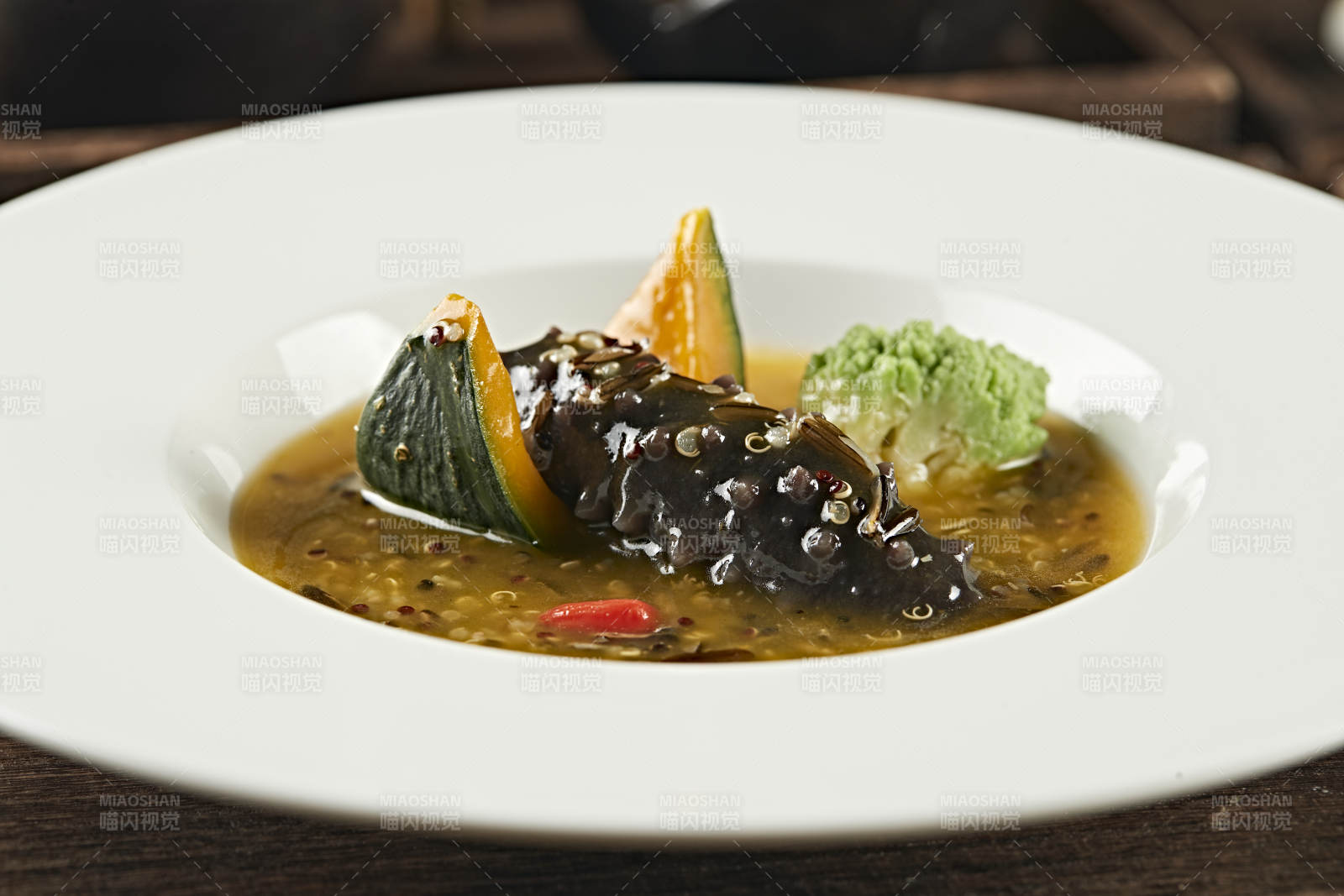 薏米捞汁炖梅花参