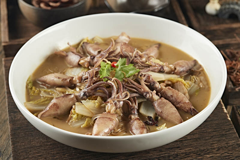 上汤娃娃菜炖墨鱼仔