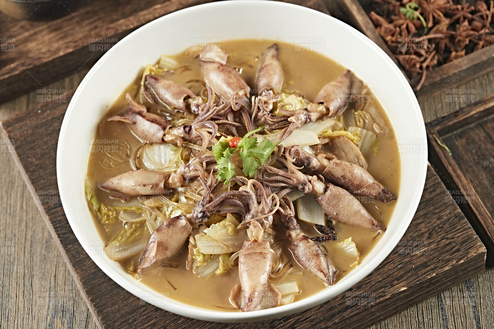 上湯娃娃菜燉墨魚仔