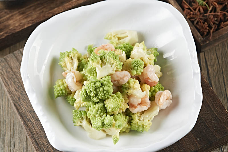 清炒宝塔菜深海大虾仁