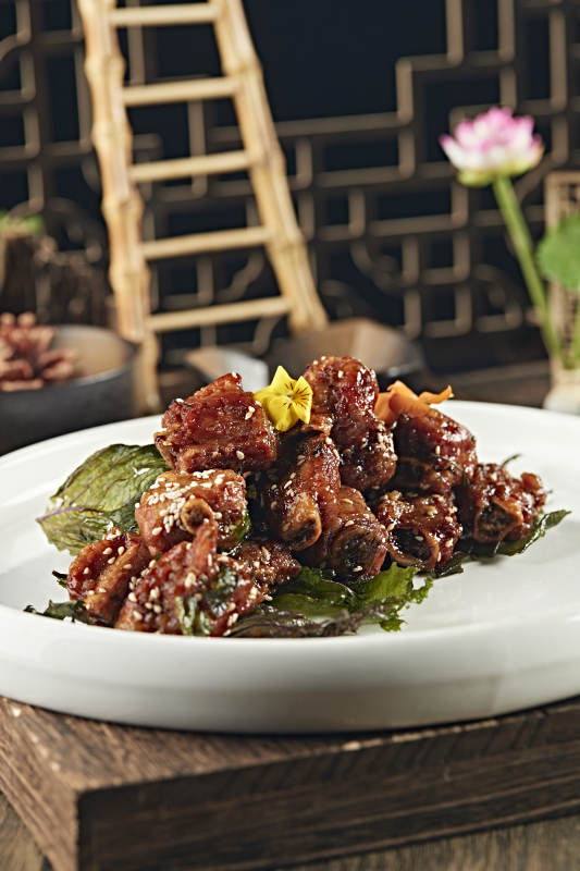 油炸薄荷叶猪小排