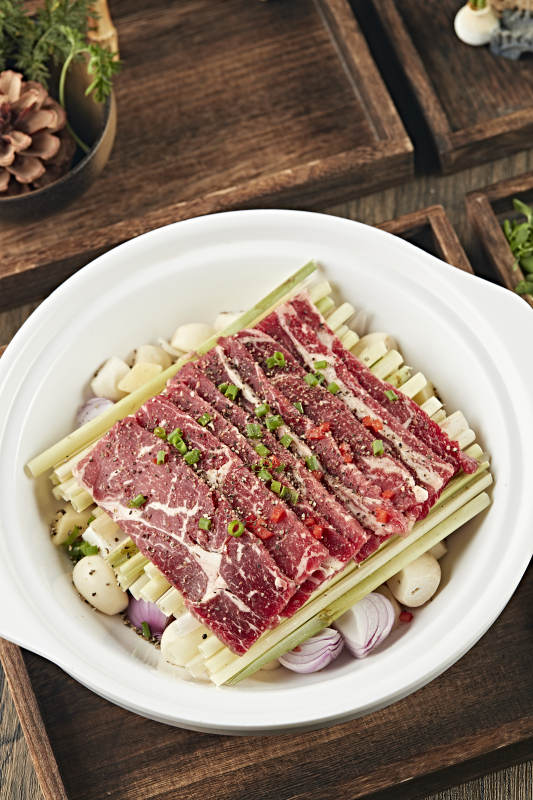 砂锅香茅日式雪花肥牛