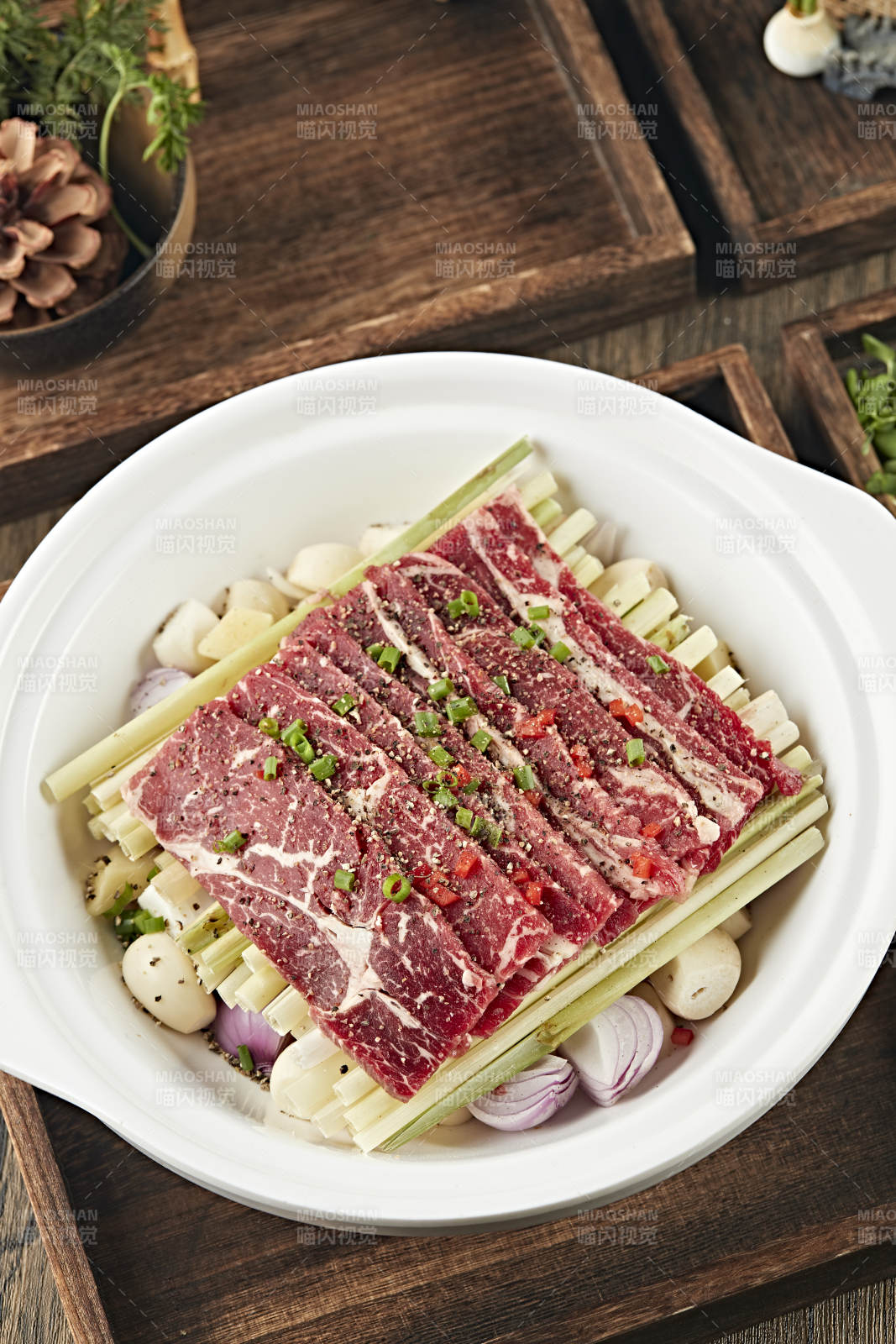 砂鍋香茅日式雪花肥牛