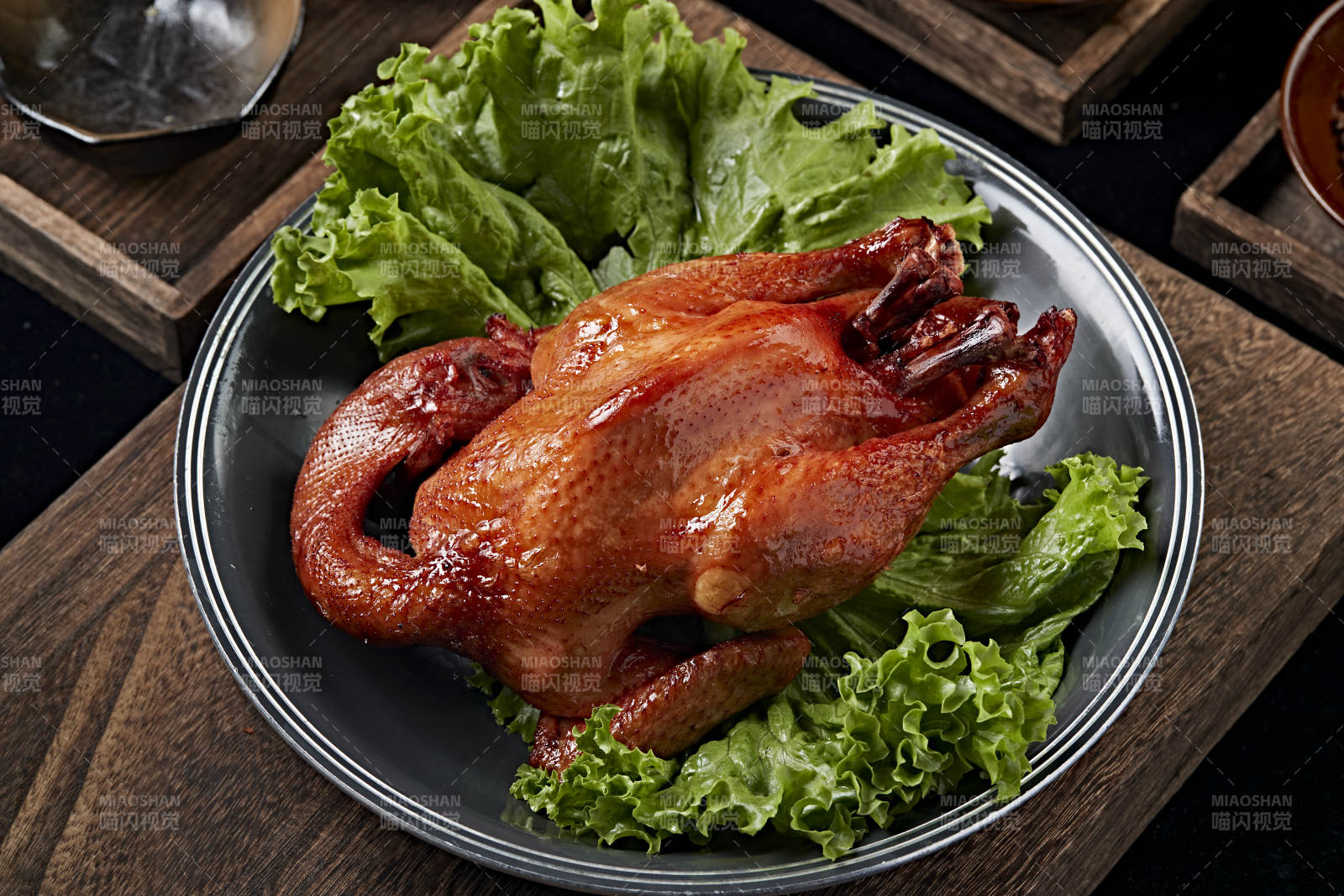 香酥卤味熏鸡