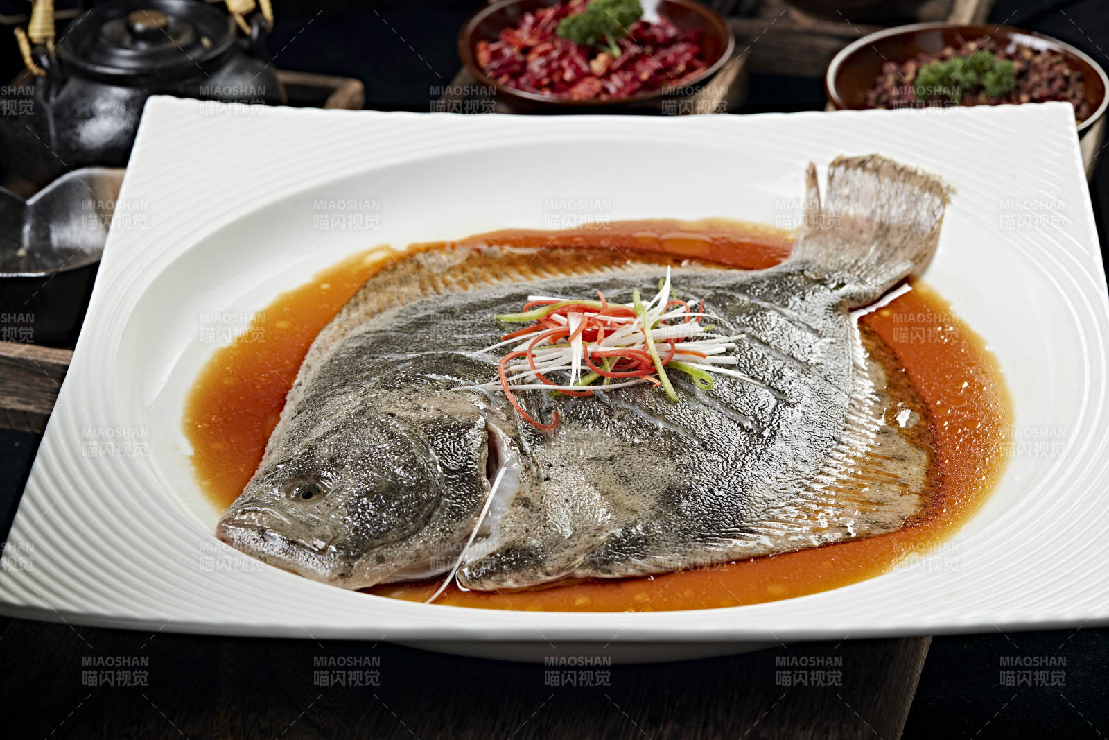 澆汁清蒸多寶魚