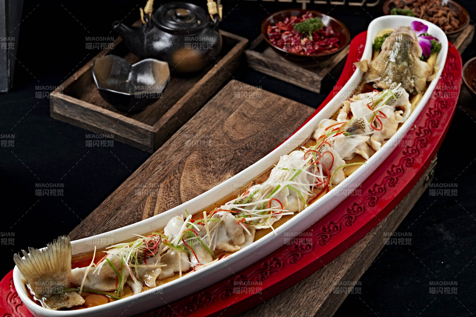 澆汁盤龍蒸鱸魚