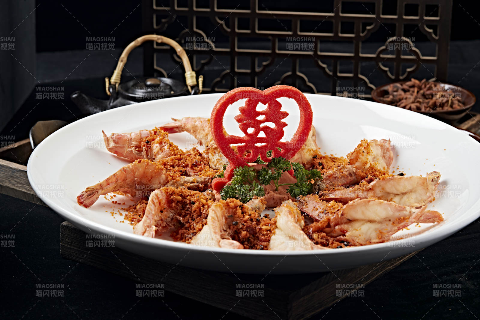 婚宴菜品避风塘油炸开背虾