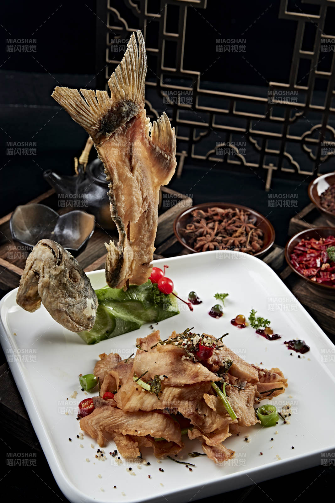 椒麻香辣干炸野生草魚片