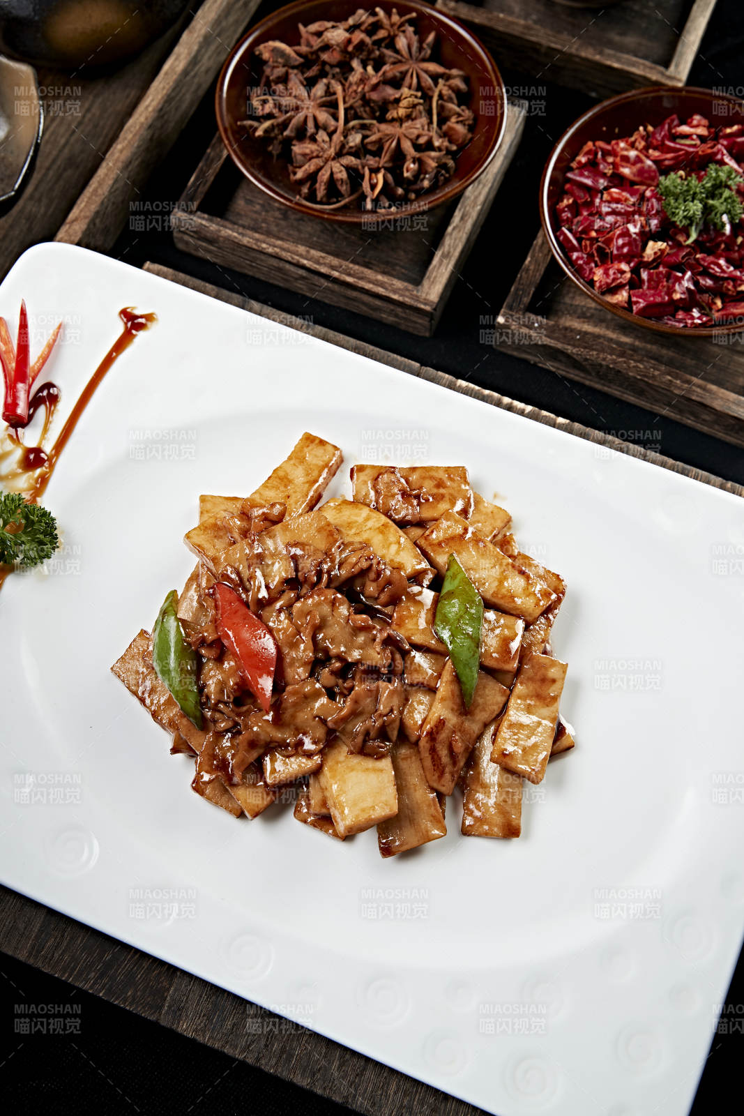 酱爆螺片杏鲍菇片