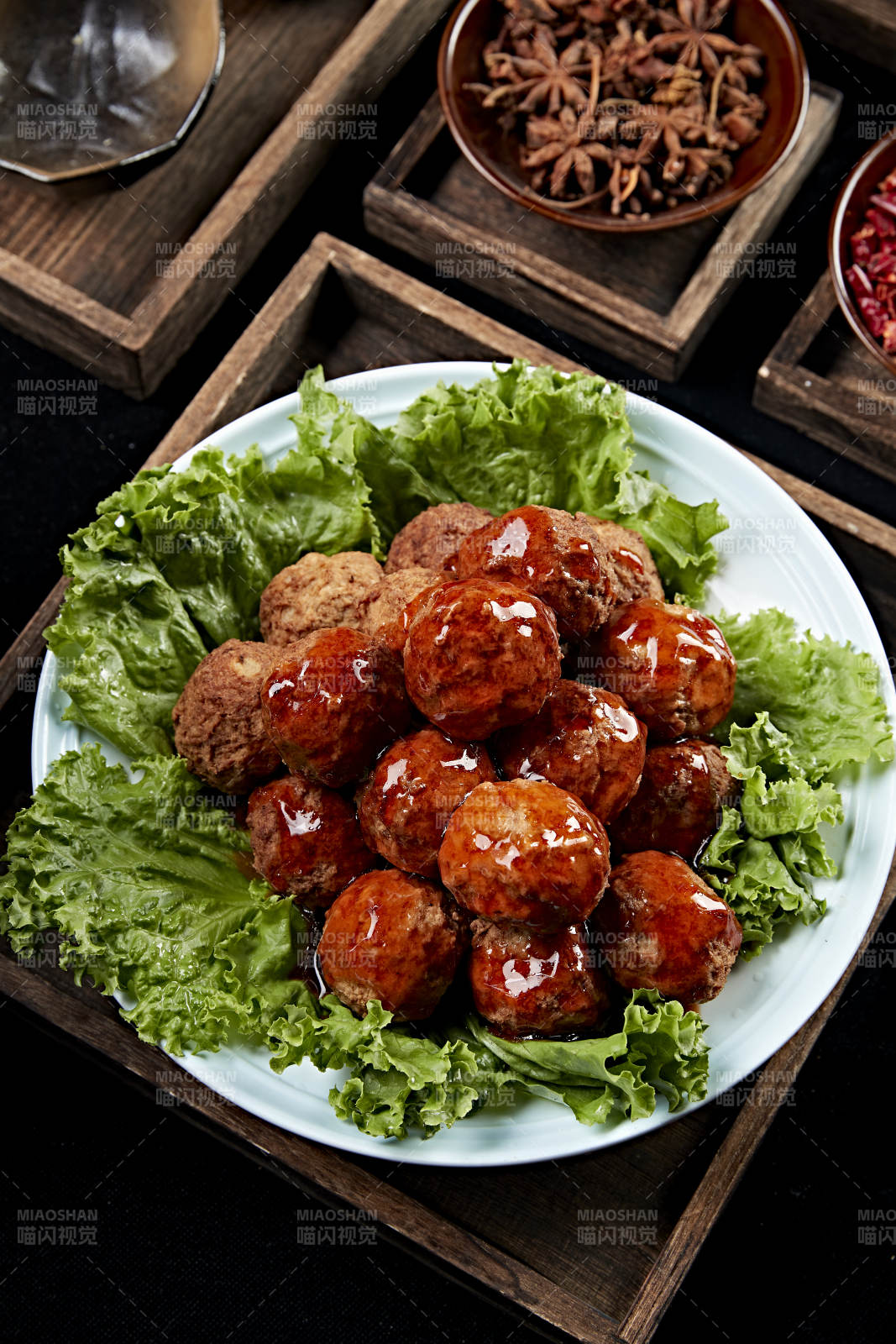 家常红烧炸丸子