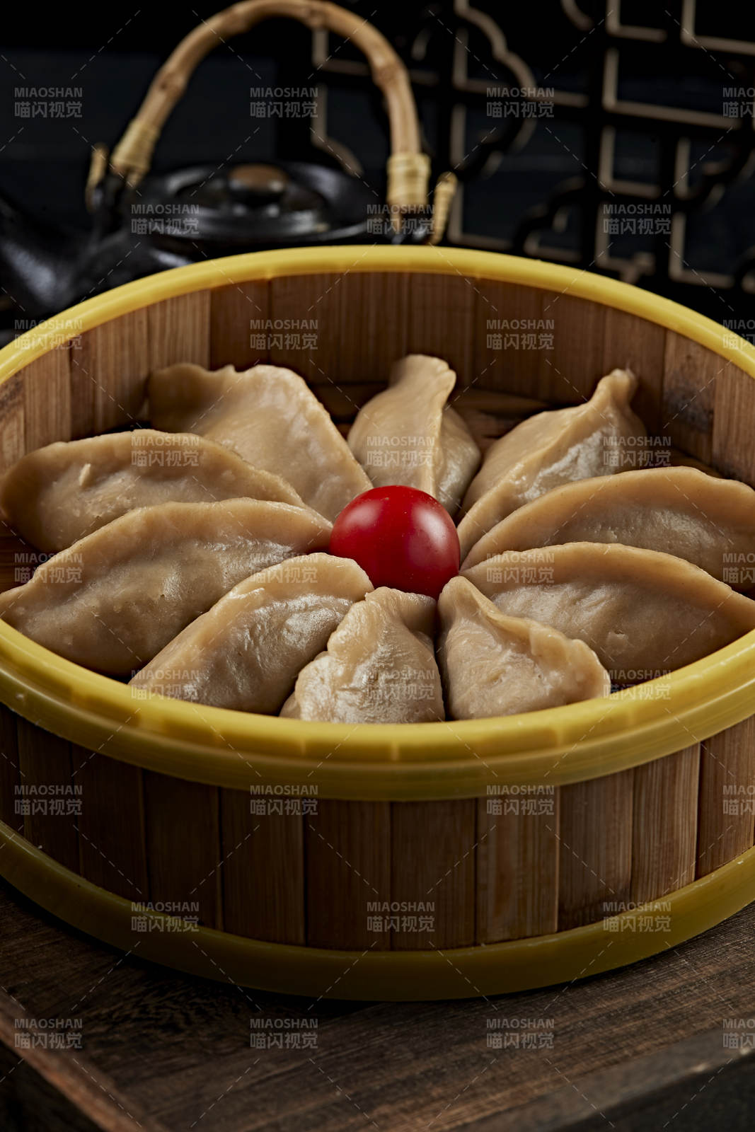 熱騰騰的莜面蒸餃