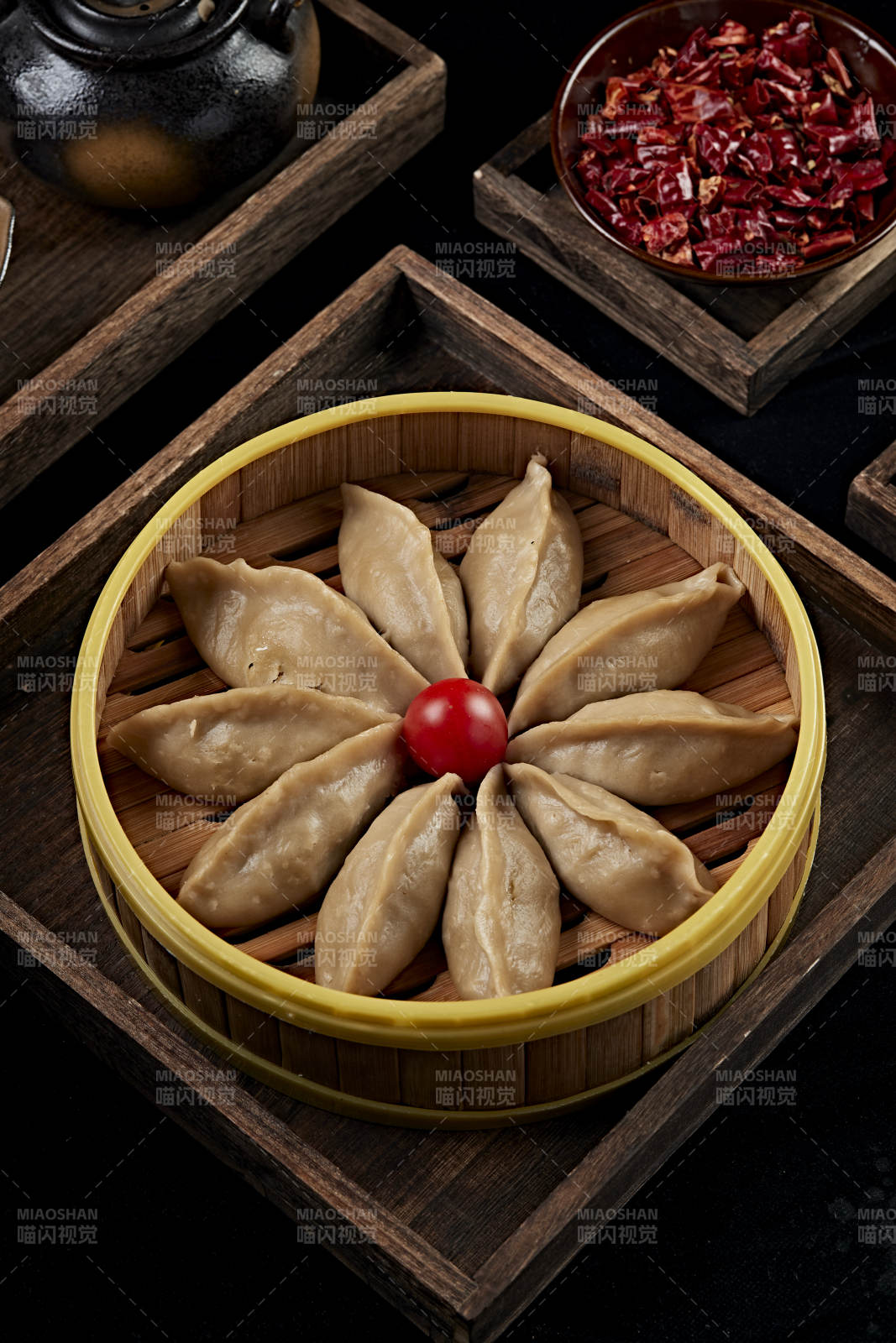 熱騰騰的莜面蒸餃