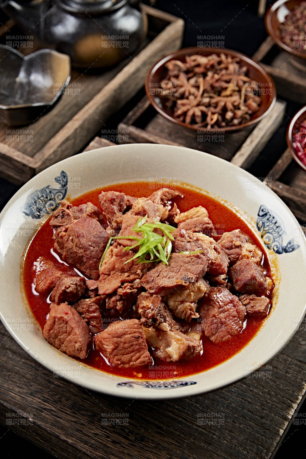 茄汁炖牛腩
