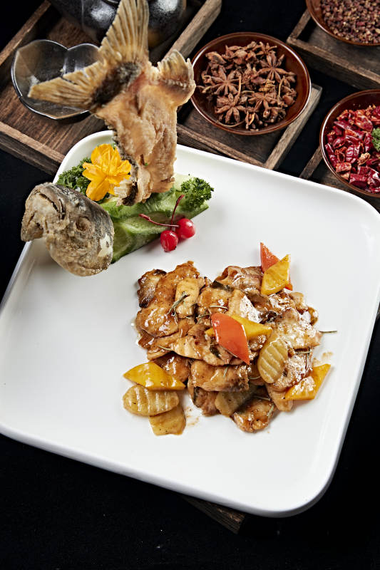 酱爆彩椒山药皖鱼片两吃皖鱼