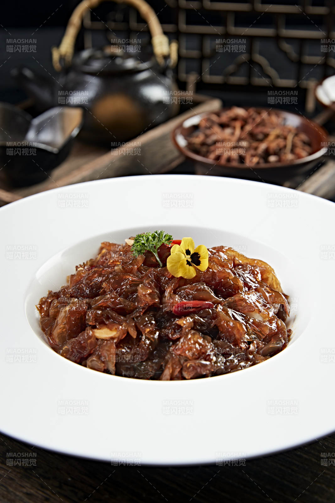 美味红油凉拌老醋蛰头