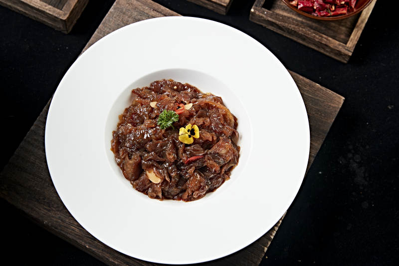 美味红油凉拌老醋蛰头