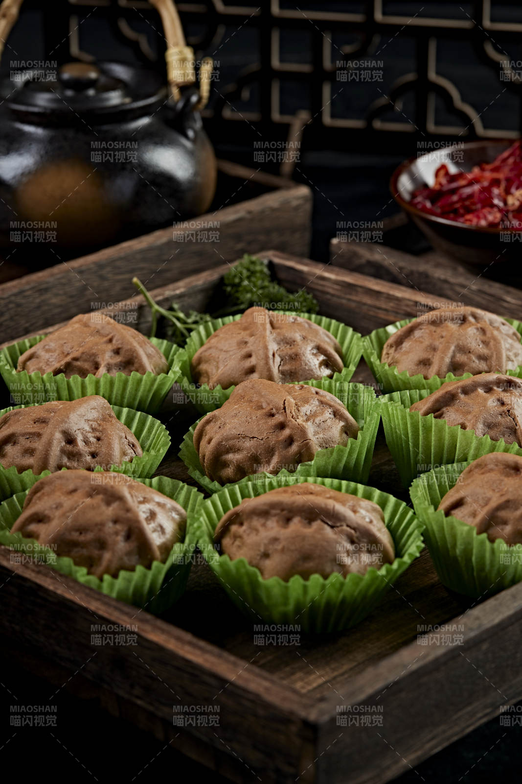 粗糧芝麻餡核桃包