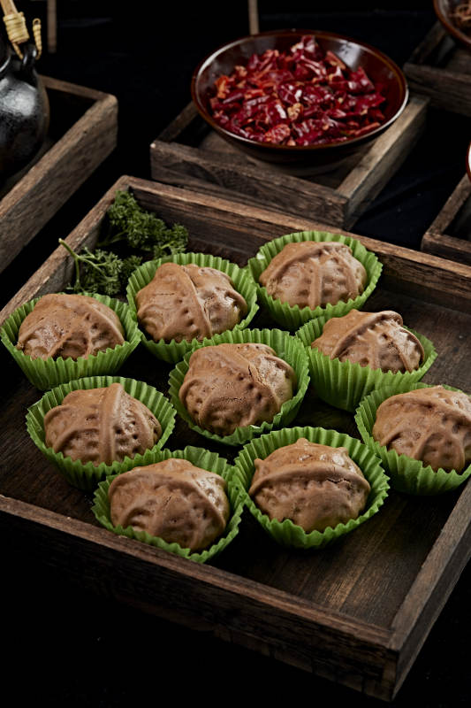 粗粮芝麻馅核桃包