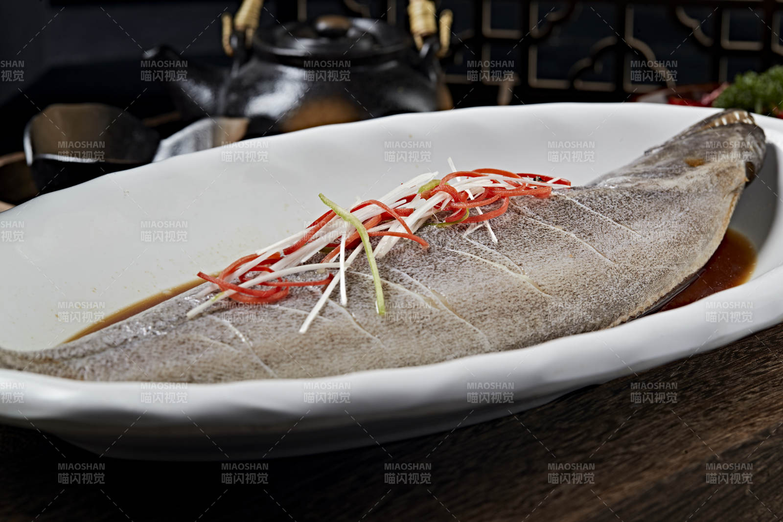 澆汁清蒸海鱸魚