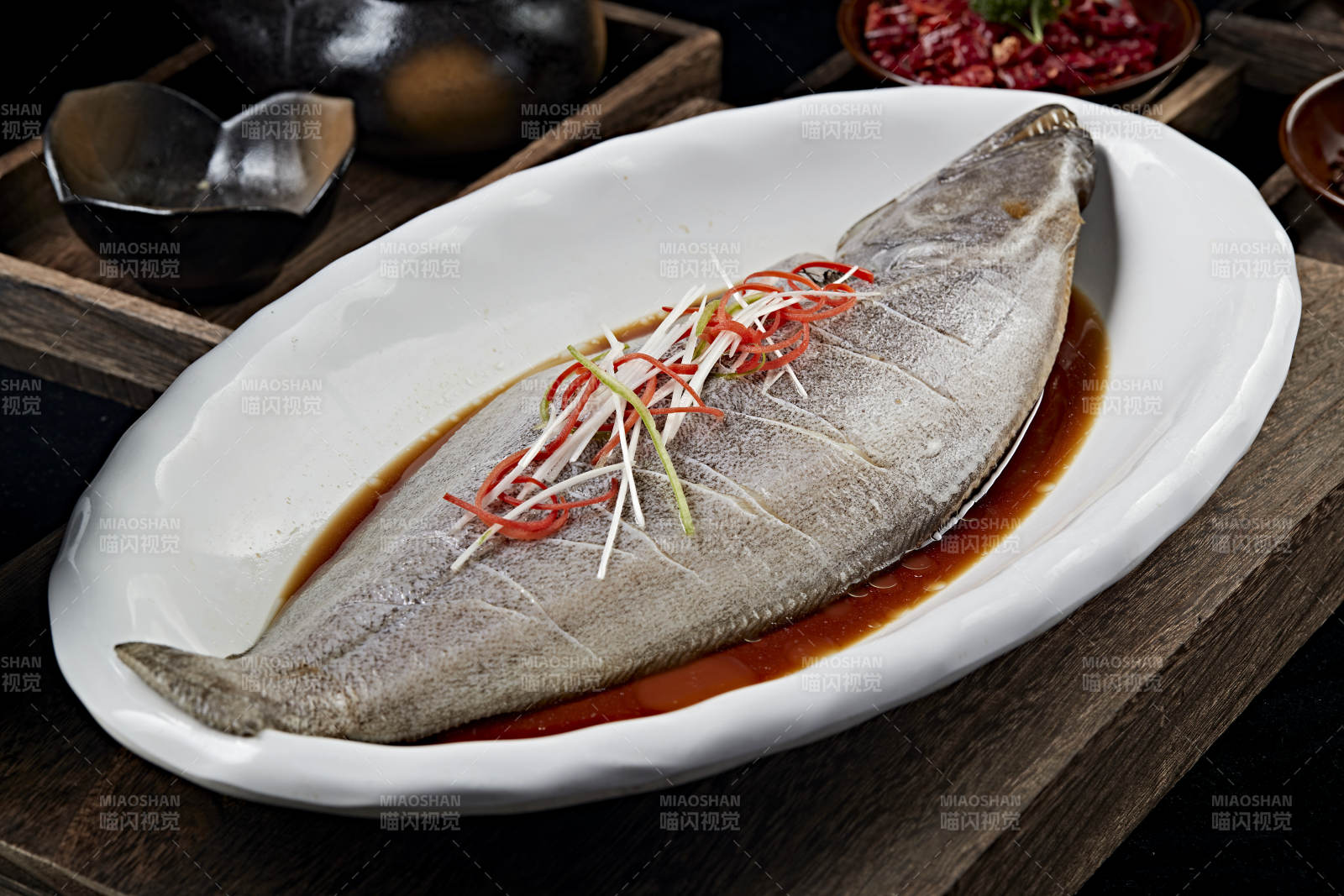 澆汁清蒸海鱸魚