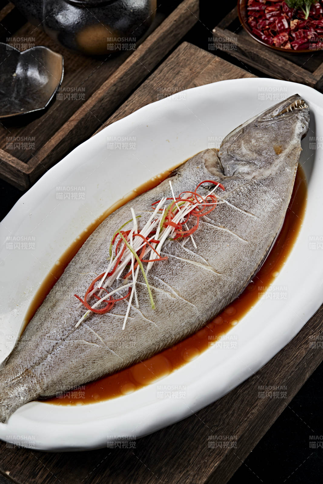 澆汁清蒸海鱸魚