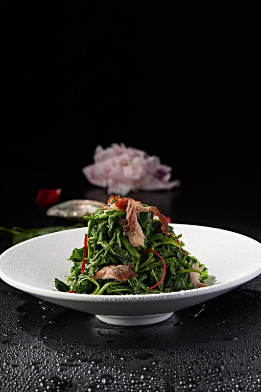 野菜凉拌手撕熏鱼