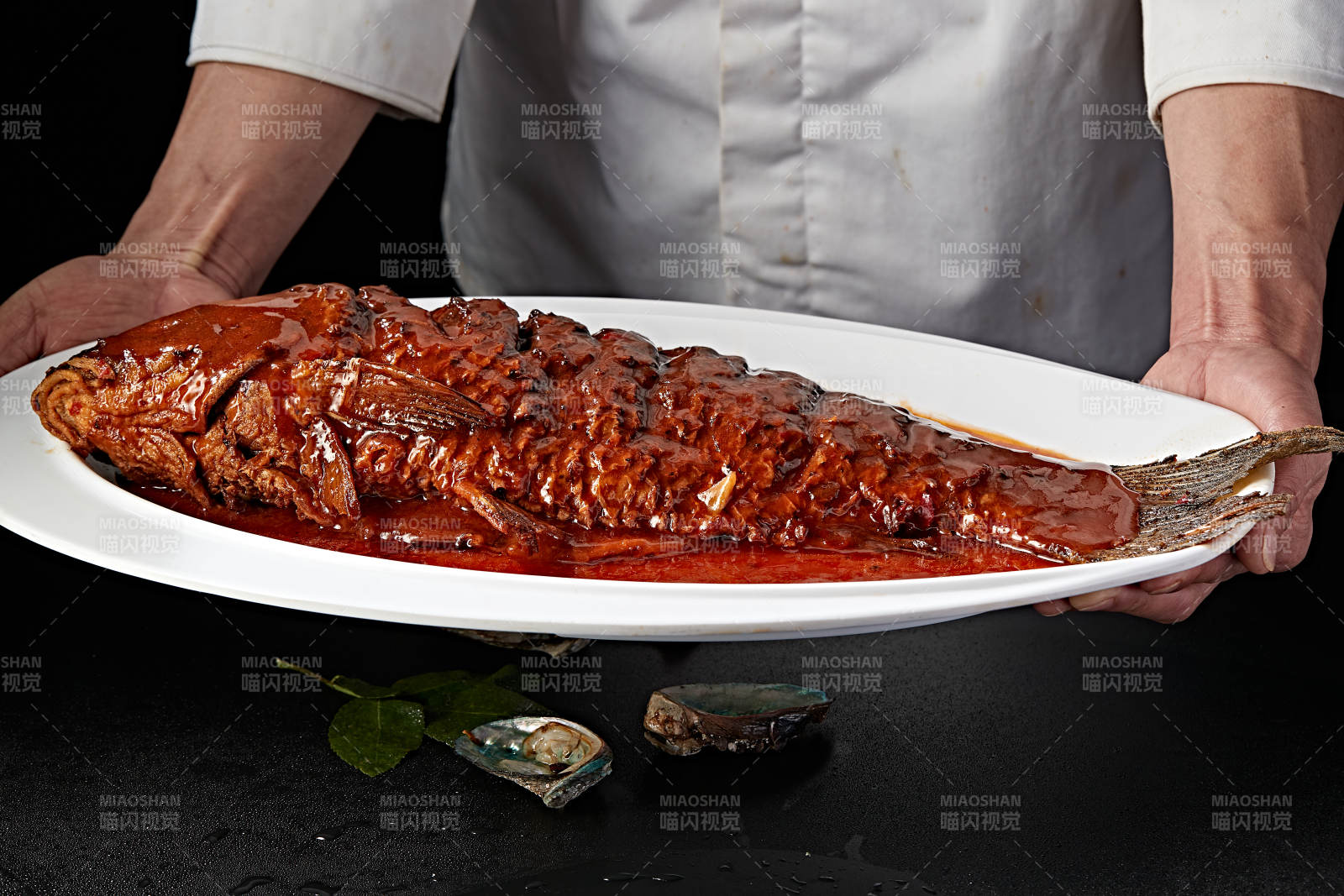 喜宴菜澆汁干燒野生大鯉魚