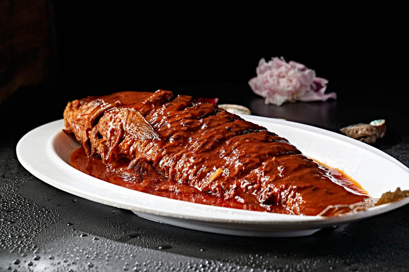 喜宴菜浇汁干烧野生大鲤鱼