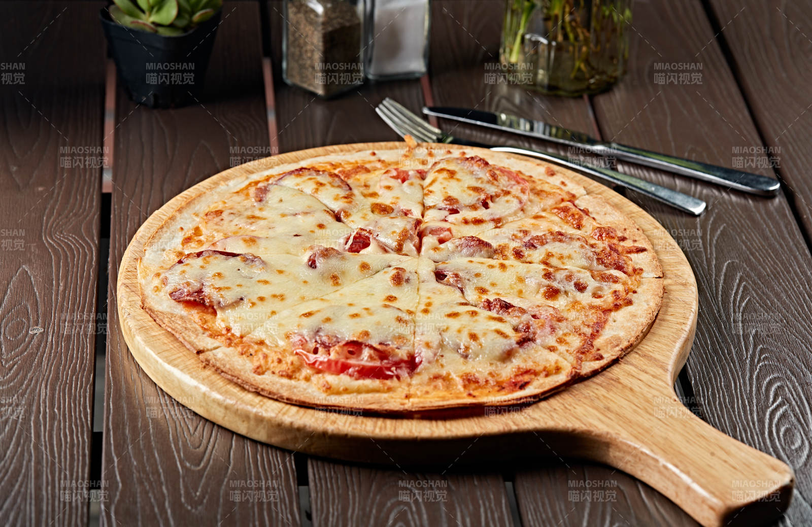 意大利芝士蔬菜培根披萨