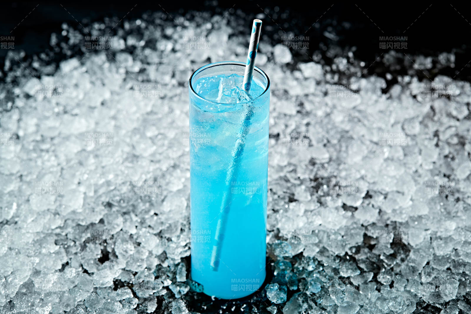 调制含酒精类饮品蓝橙基酒伏特加