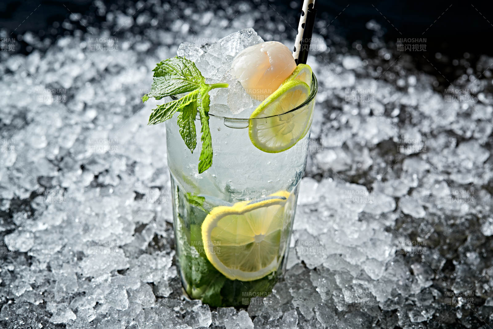 调制含酒精类饮品青柠苏打薄荷荔枝马天尼酒