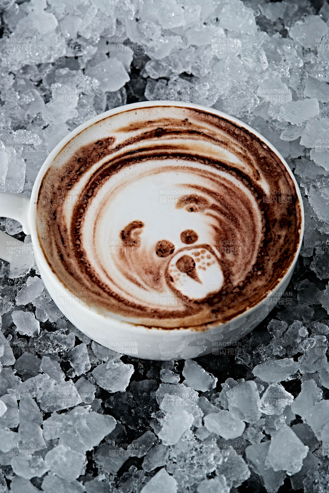 美式拉花卡布奇诺咖啡