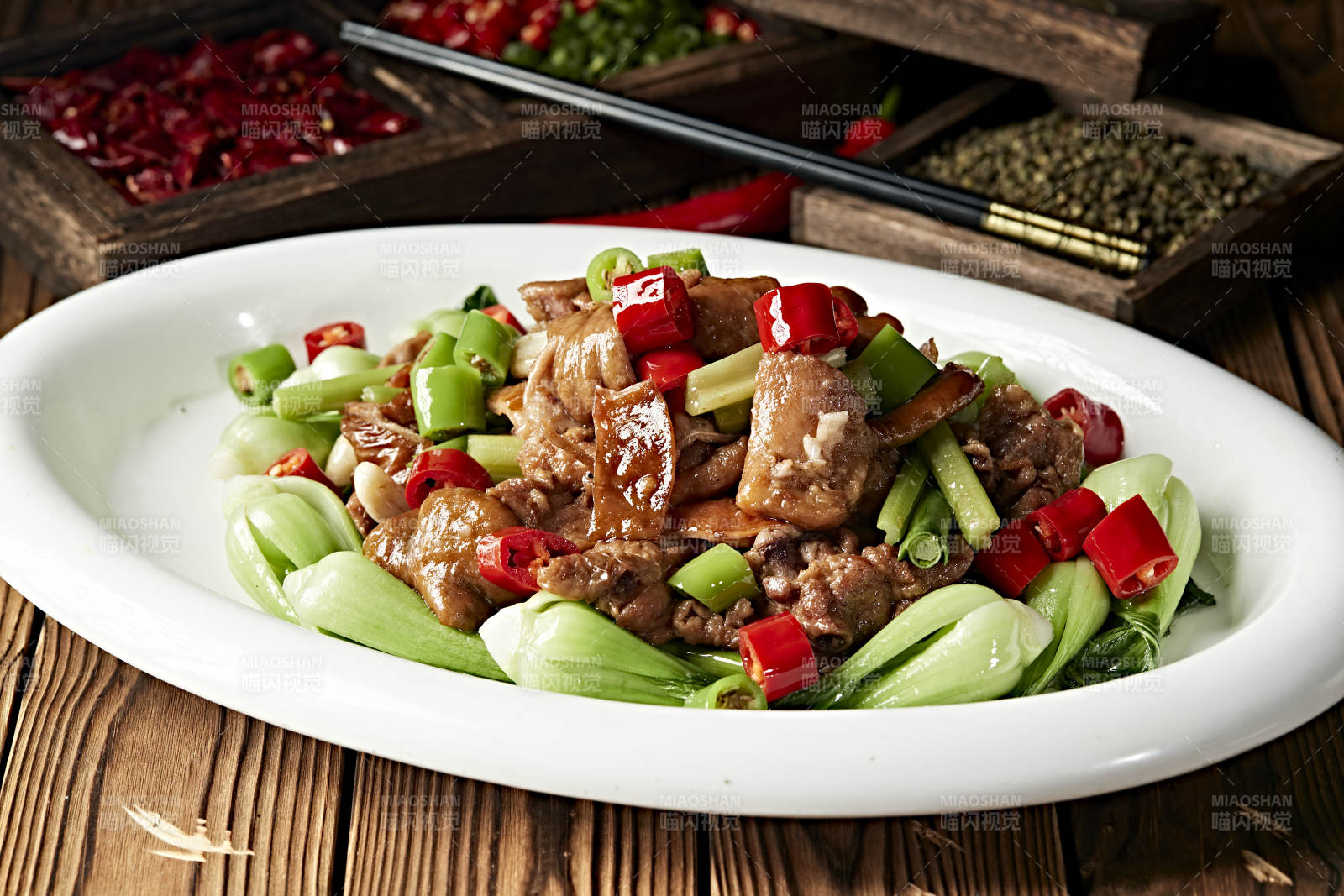 米椒蒜香燒肥腸