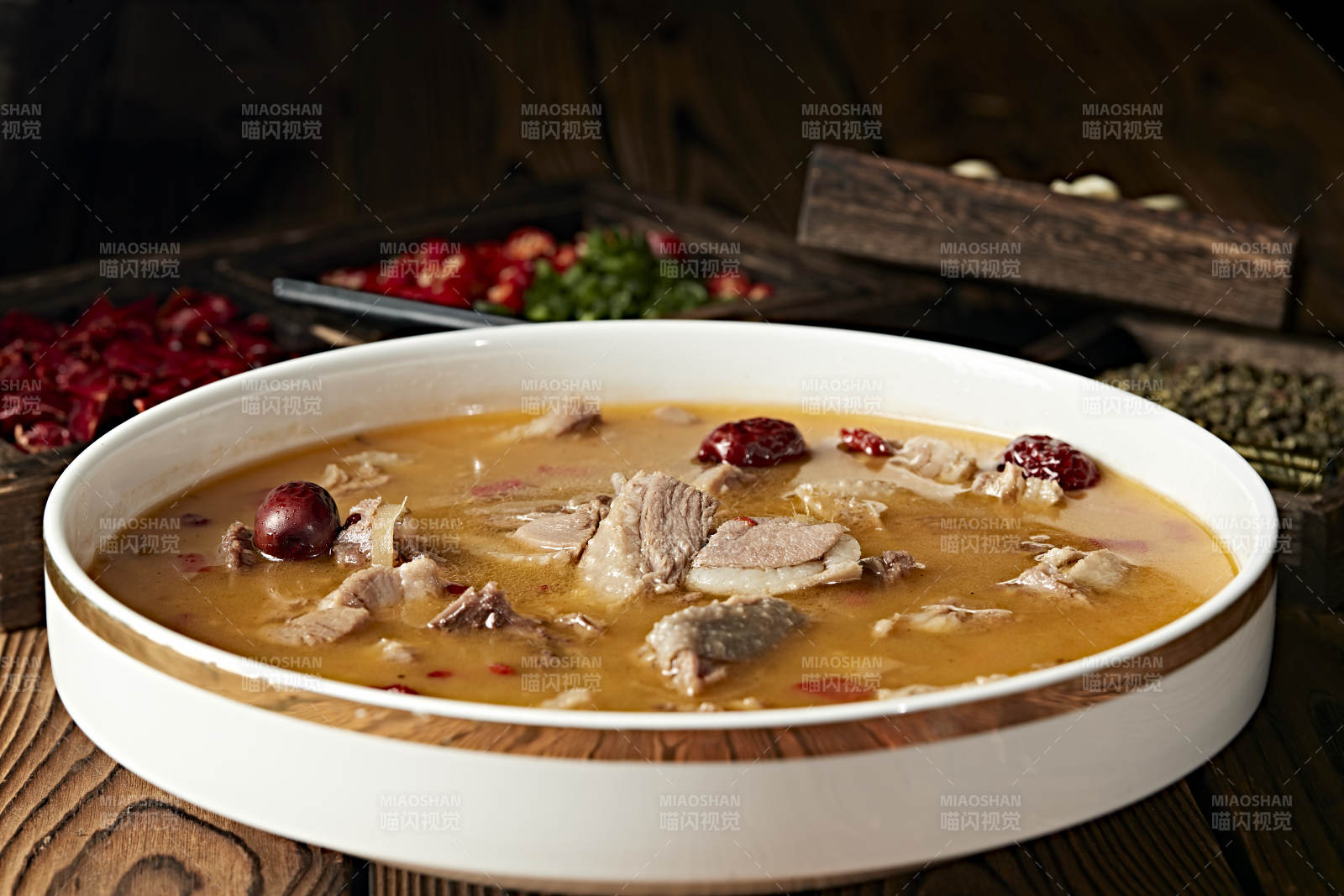 紅棗枸杞燉滋補老鴨湯