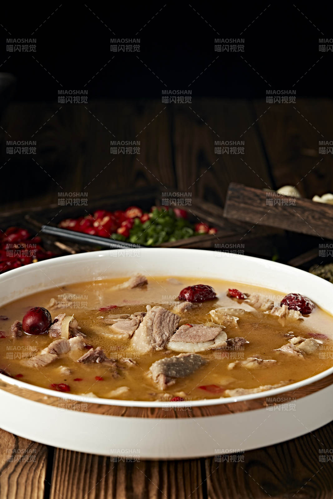 紅棗枸杞燉滋補老鴨湯