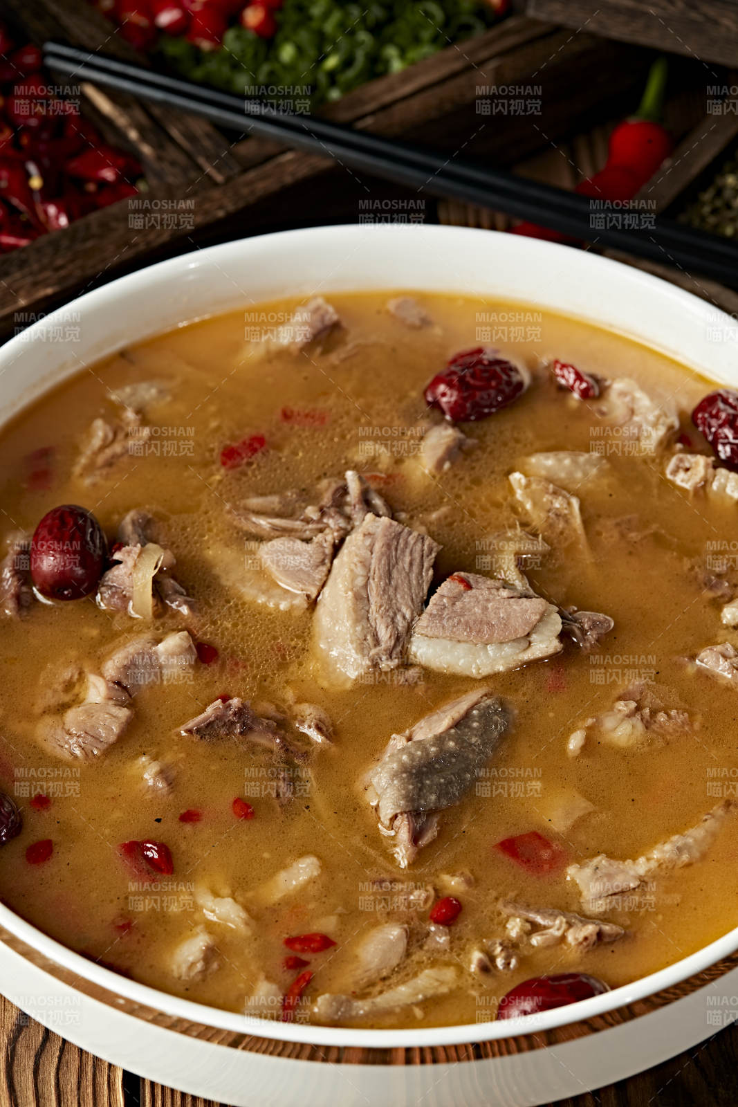 紅棗枸杞燉滋補老鴨湯