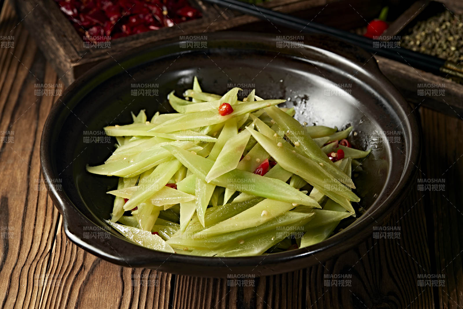 砂锅米椒莴笋片
