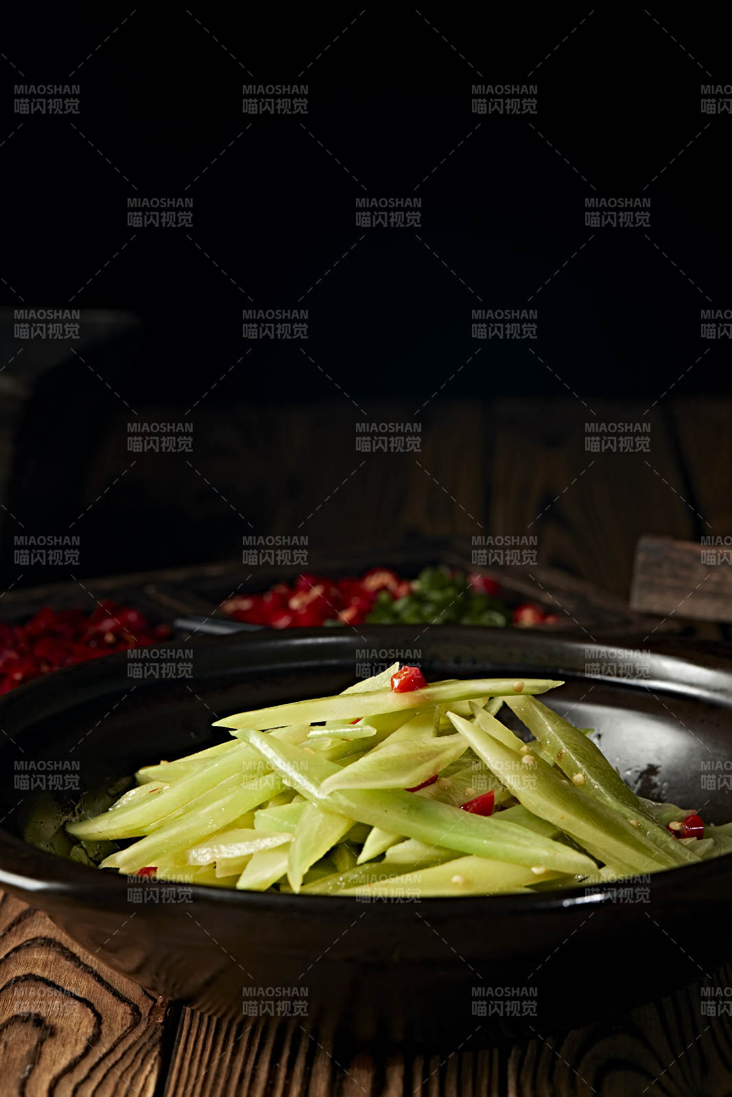 砂锅米椒莴笋片