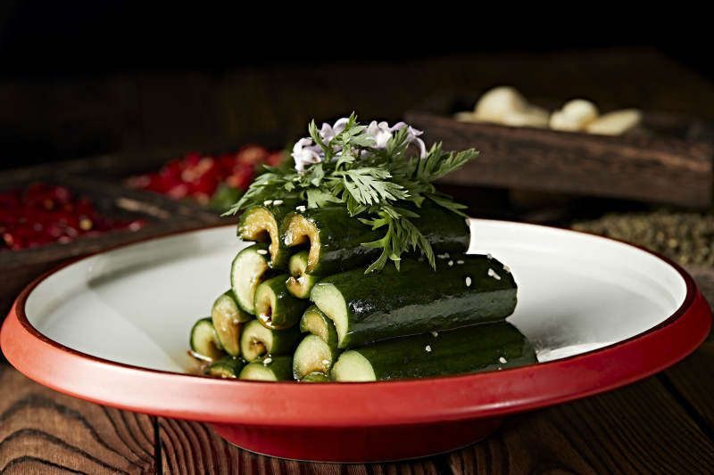 美味凉菜浇汁青瓜