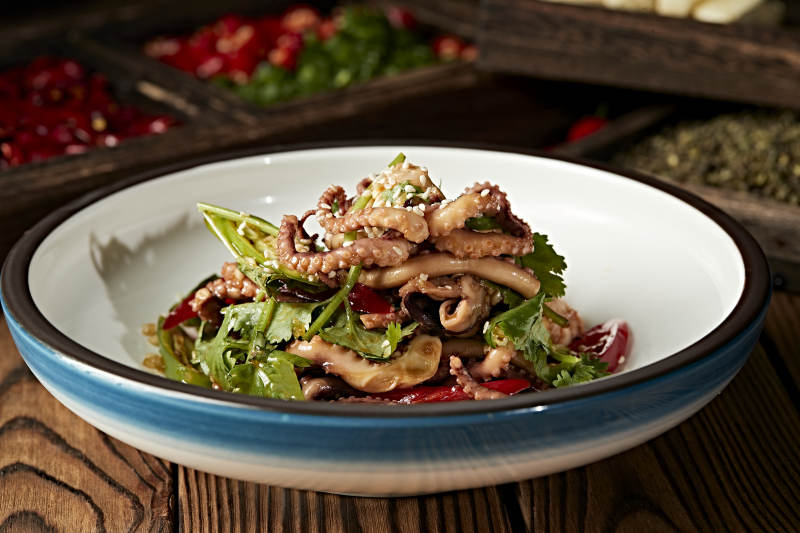 香菜辣椒巧拌鱿鱼须