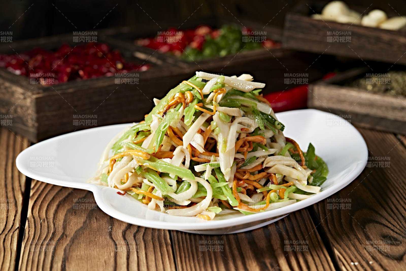 芥末油涼拌素三絲