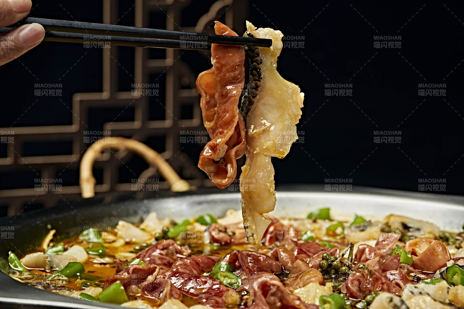 川味麻辣牛蛙香辣牛蛙干锅牛蛙肥肠牛蛙