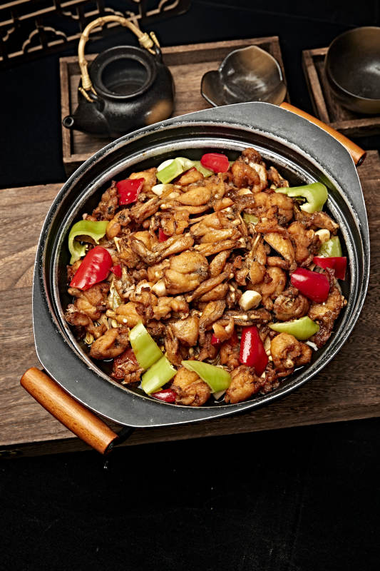 川味麻辣牛蛙香辣牛蛙干锅牛蛙肥肠牛蛙