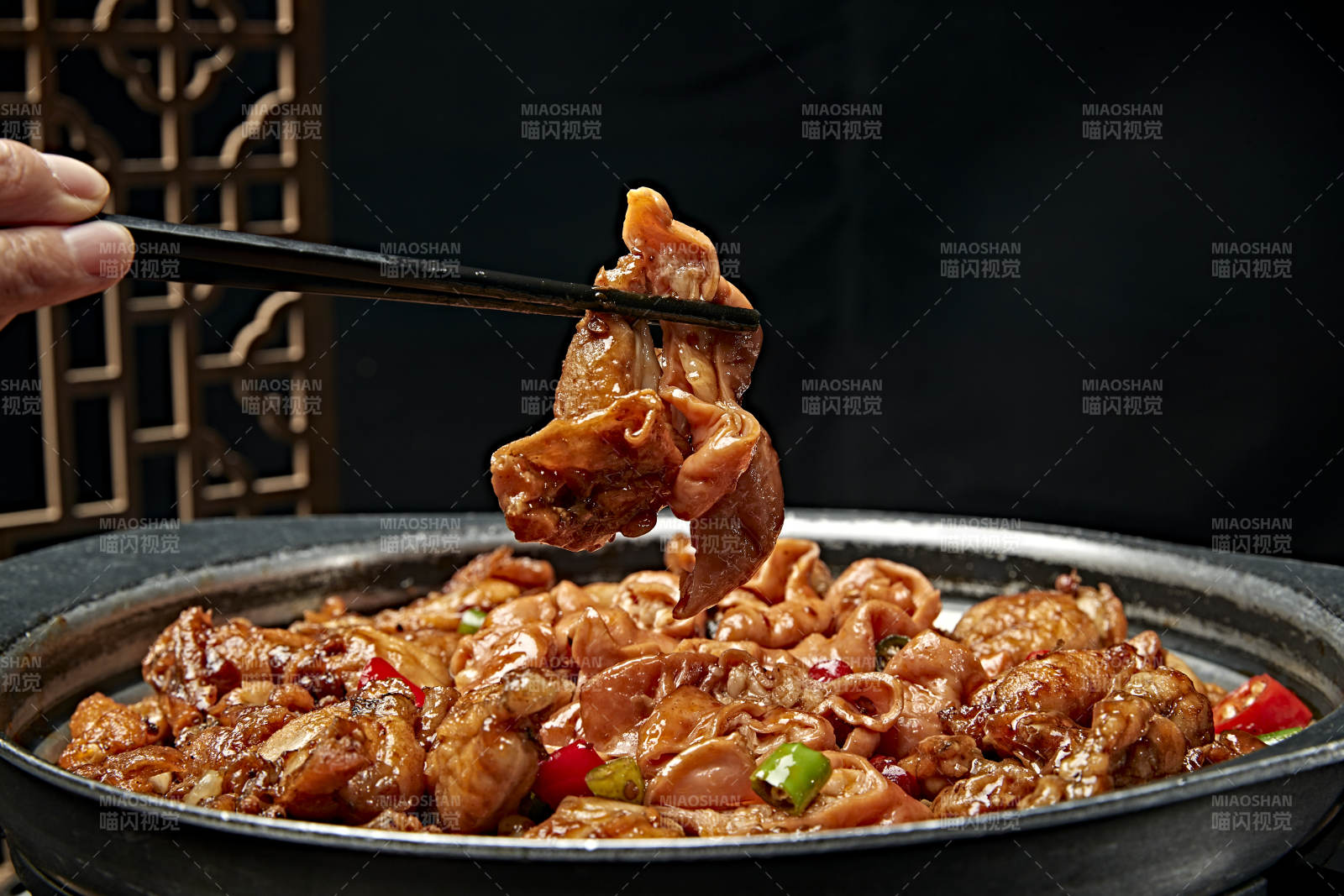 川味麻辣牛蛙香辣牛蛙干锅牛蛙肥肠牛蛙