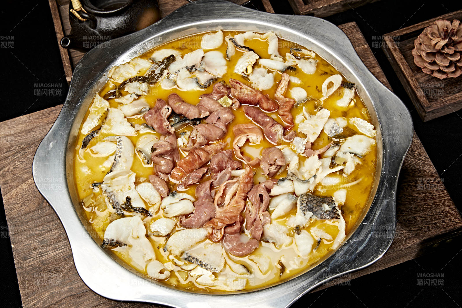 川味麻辣牛蛙香辣牛蛙干锅牛蛙肥肠牛蛙